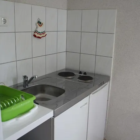 Holiday home Mecklenburgische Seenplatte Grabenitz